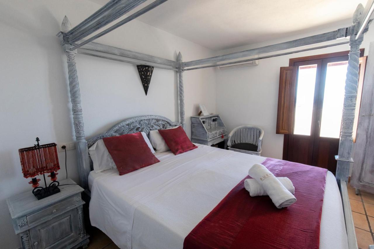 Buenavista Suites Hotel Boutique Santa Eulària des Riu Kültér fotó