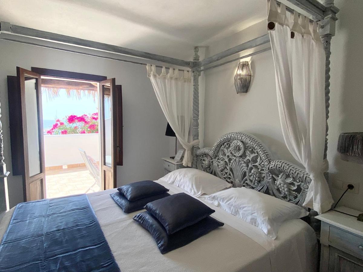 Buenavista Suites Hotel Boutique Santa Eulària des Riu Kültér fotó