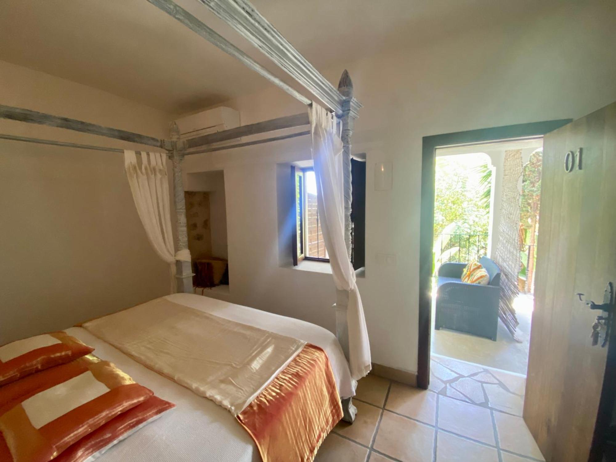 Buenavista Suites Hotel Boutique Santa Eulària des Riu Kültér fotó