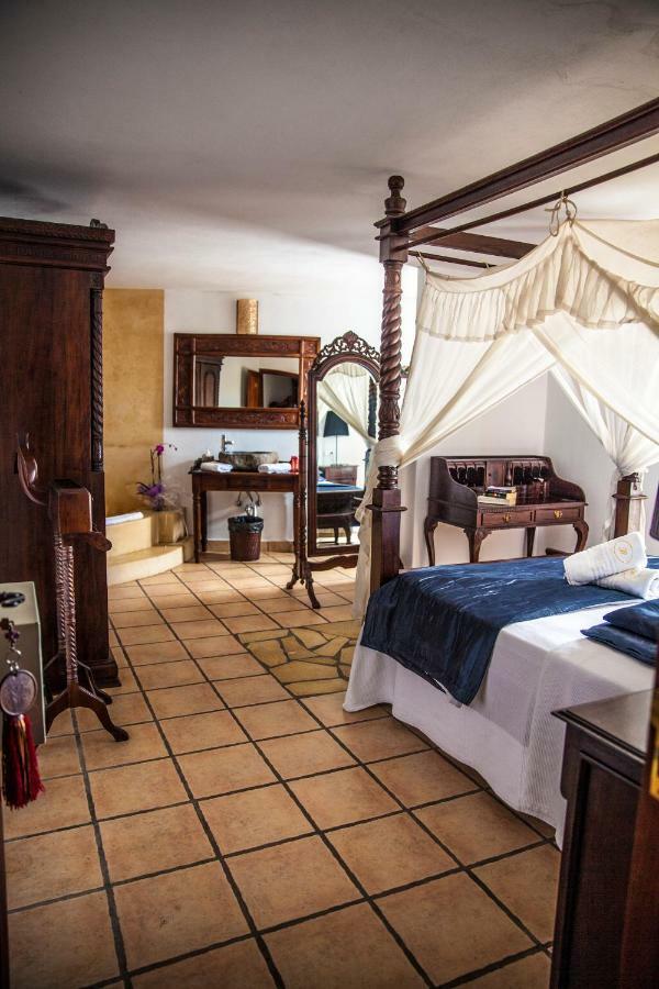Buenavista Suites Hotel Boutique Santa Eulària des Riu Kültér fotó